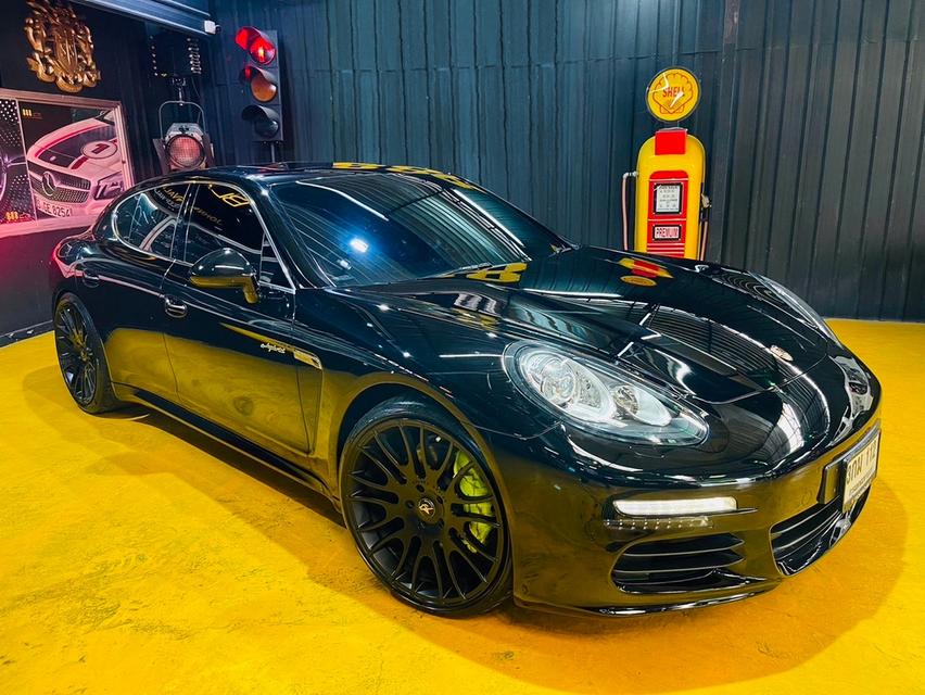  Porsche PANAMERA 3.0 S HYBRID  1