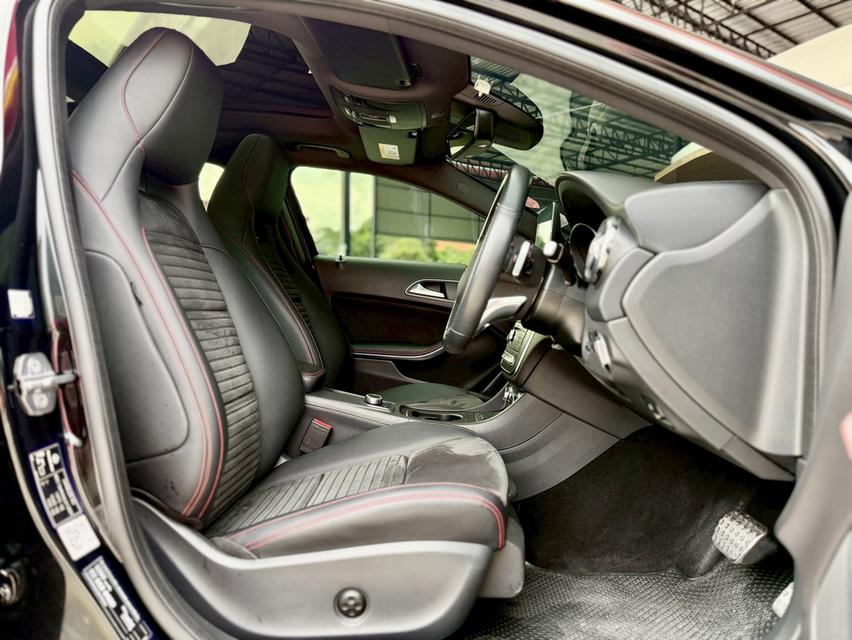Benz Gla250 ปี19 12