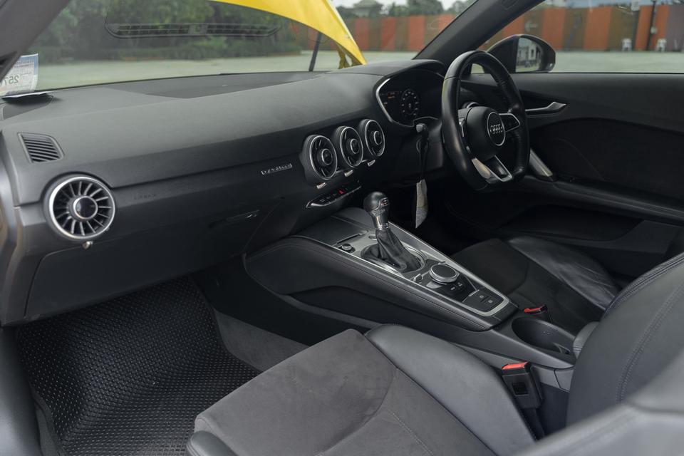 AUDI TT Coupé 45 TFSI quattro S-Line 2017 สีเหลือง รูปที่ 9