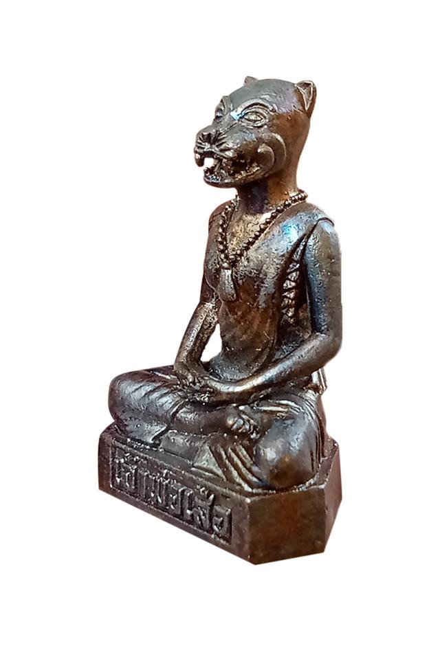 เจ้าพ่อเสือ 75 ปี โรงเรียนการบินนครปฐมพร้อมกล่องเดิม ปลุกเสก 5 วาระ