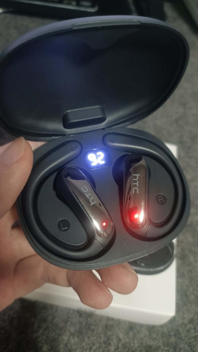 หูฟังบลูทูธHTC NE52 แปลภาษาได้