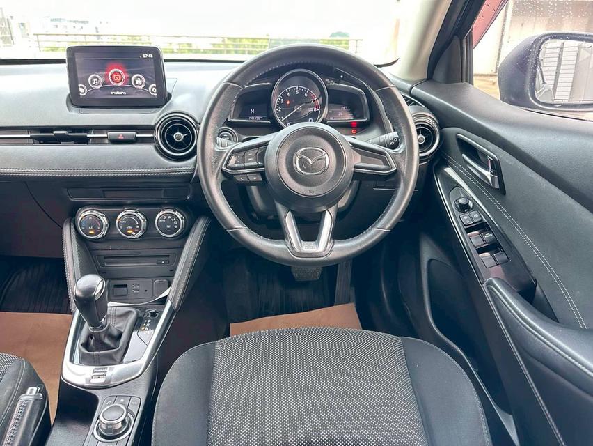 รหัสรถ QT9017 Mazda2 Skyactive 1.3 Sport High connect เกียร์ Auto สีดำ ปี2017 12