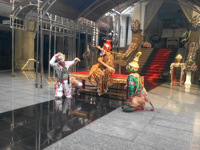 รับงานการแสดงวัฒนธรรมไทยพร้อมการแสดงโชว์ครบวงจร