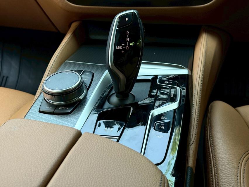 รหัสรถ PJP5665 2023 BMW 530e M-SPORT รูปที่ 14