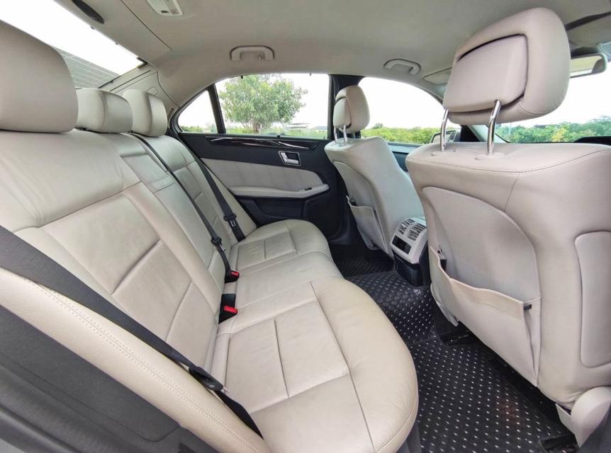 2011. MERCEDES-BENZ E300 Avantgarde W212 รหัส CAT9749 17