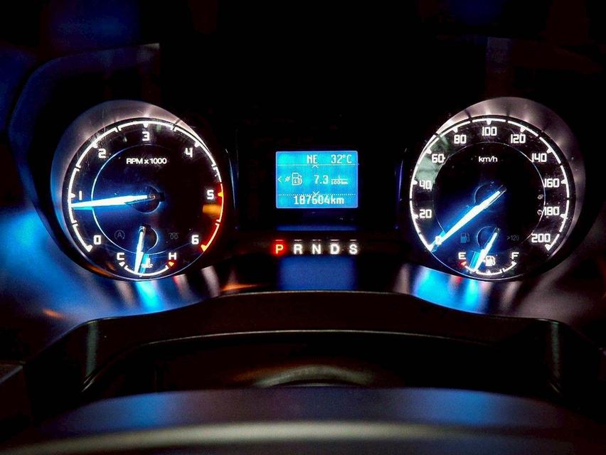 FORD RANGER 2.2 XLT HI-RIDER DOUBLE CAB เกียร์ Auto สีเทา ปี 2015 15