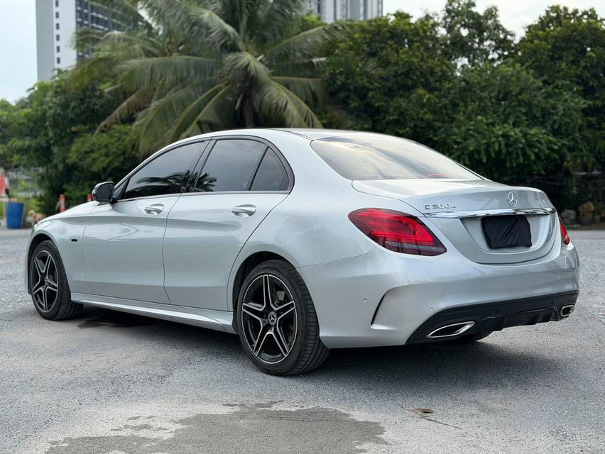 Mercedes Benz C300e AMG Sportปี 2020 ไมล์ 45,xxx kmราคา 899,000 บาท รูปที่ 7