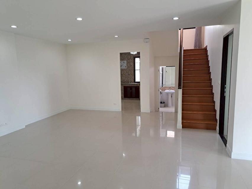 ขาย/ให้เช่า บ้านเดี่ยวหลังมุม รีโนเวทใหม่ 19