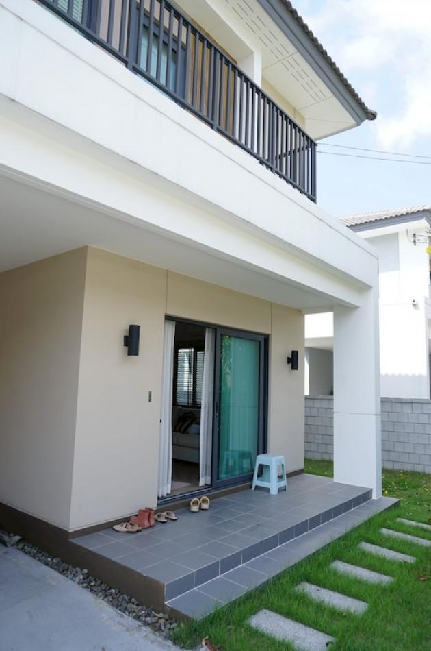 ขายด่วน บ้านดี่ยว บ้านใหม่ Centro พระรามสอง-พุทธบูชา 53 ตรว. 200 ตรม. 3 นอน 2 น้ำ 2 ชั้น 2