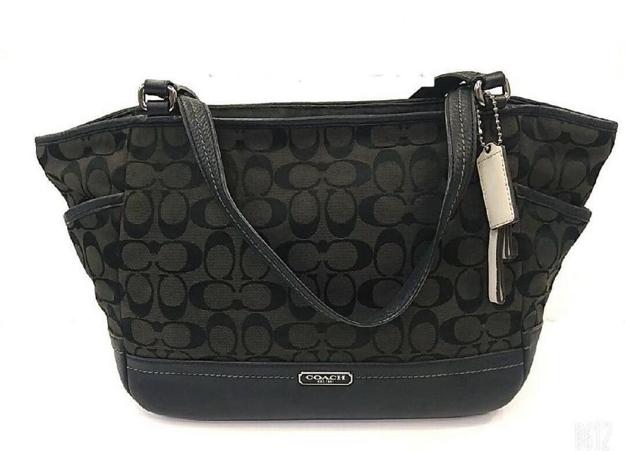 กระเป๋าสะพาย Coach ของแท้ 100% สีดำ
