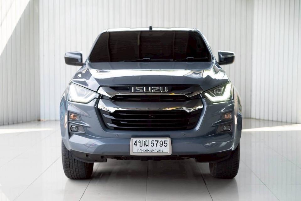ISUZU DMAX 19-ปัจจุบัน, HI-LANDER CAB-4 1.9 Ddi ZP A/T ปี 2023 สีเทา โฉม HI-LANDER CAB-4