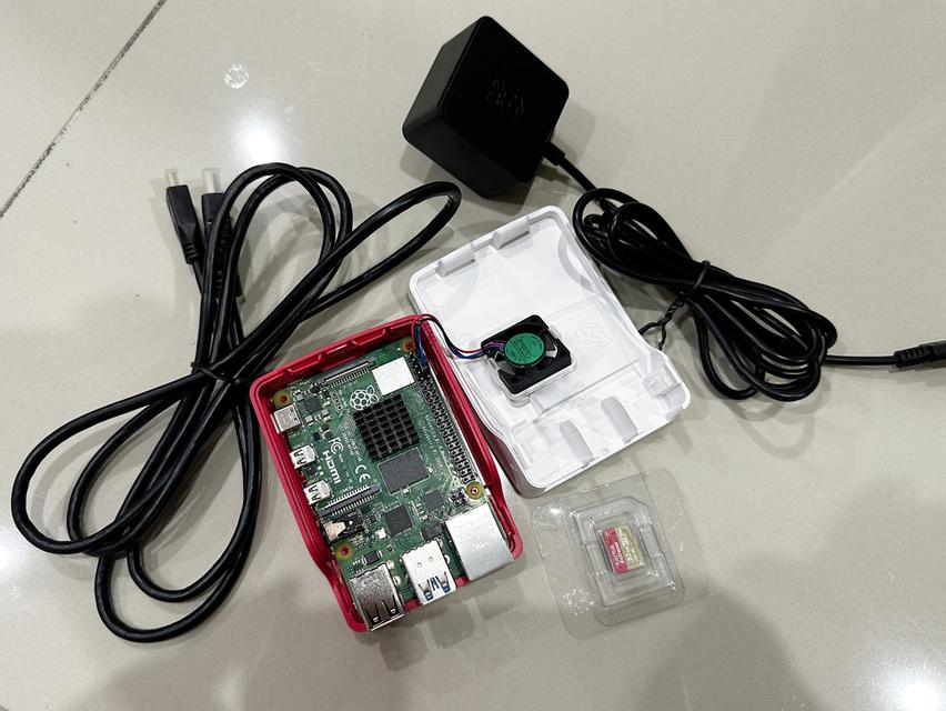Raspberry Pi 4 Model B 8 GB อุปกรณ์ครบพร้อมใช้งาน