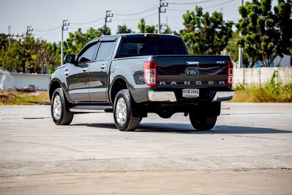 Ford Ranger 2.2 XLT Hi-Lander Double Cab เกียร์ Auto ปี 2017 สีเทา มือเดียวป้ายแดง รูปที่ 9