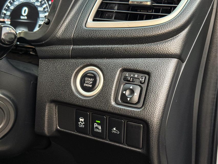 ขาย Mitsubishi Pajero 2.4GT ปี21 8