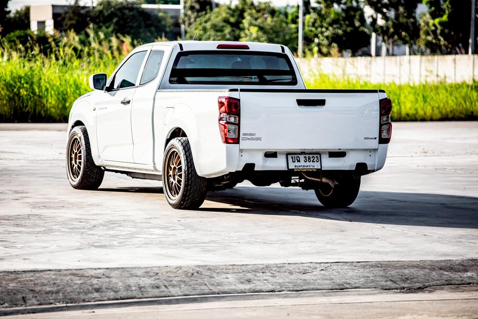 Isuzu D-Max Space Cab 1.9 DDi S ปี 2020 สีขาว มือเดียวป้ายแดง 8