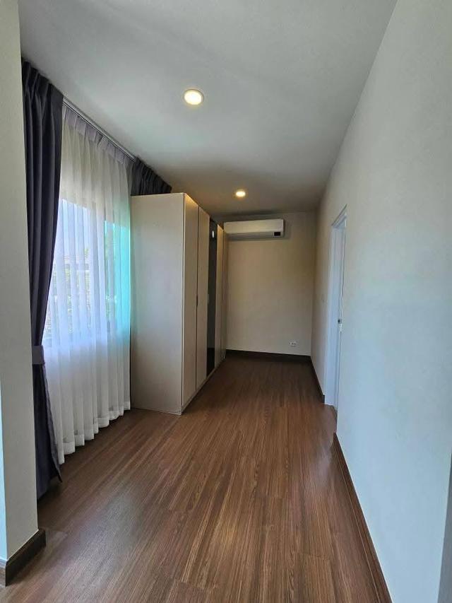 ให้เช่า บ้านเดี่ยวสองชั้น The City หลังมุมติดถนนเมน ซอย 8 สะพานเจษฎาบดินทร์ 10