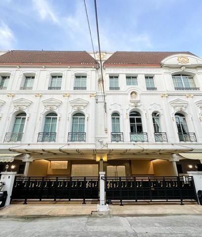 ให้เช่าทาวน์โฮม 3.5 ชั้น 2 หลังติดกัน บ้านกลางกรุงแกรนด์ เวียนนา พระราม 3 เหมาะทำโฮมออฟฟิศ 1