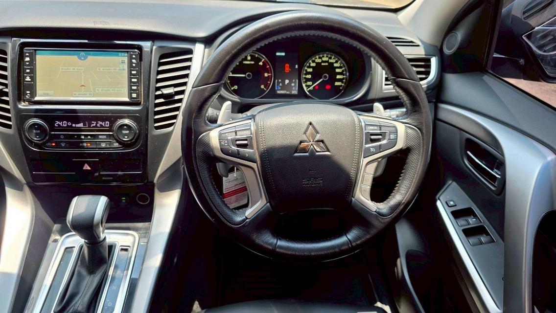 Mitsubishi Pajero Sport 2.5 GT Premium 4WD ปี 2015 สีน้ำตาล รูปที่ 15