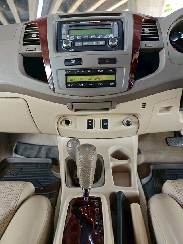 Toyota Fortuner 3.0 V Exclusive 4WD AT ปี 2007 รถสวย พร้อมใช้ 12