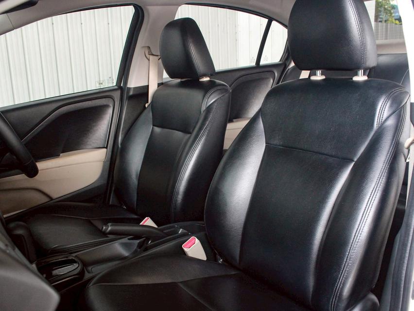 Honda City 1.5 CNG โรงงาน ปี2015 11