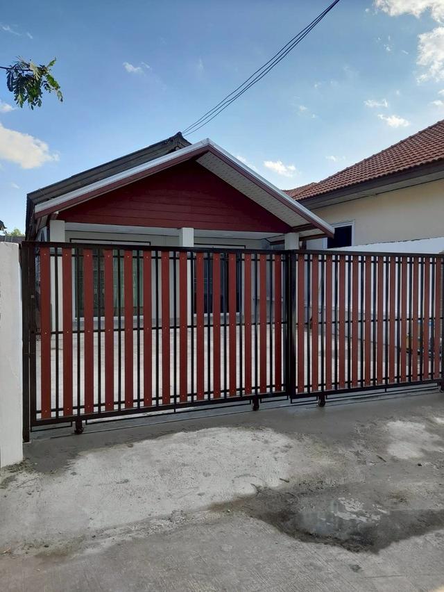 ขายบ้านพร้อมที่ดิน43ตร.ว./ใกล้แม็คโครนครพนม/1.7ล้านบาท 1