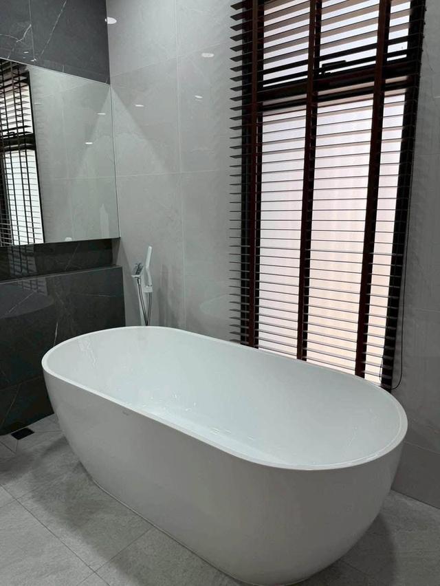 ขาย บ้าน Modern Luxury หลังใหญ่ Preecha  รามคำแหง – กรุงเทพกรีฑา พร้อมอยู่ 7