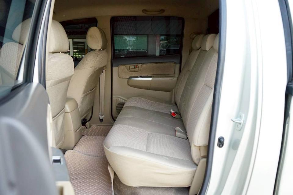 2013 TOYOTA VIGO 3.0G 9