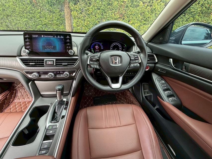 รหัสรถ AP2244 #Honda #Accord 2.0 eHEV TECH Top  ปี 22  สีเทา 6