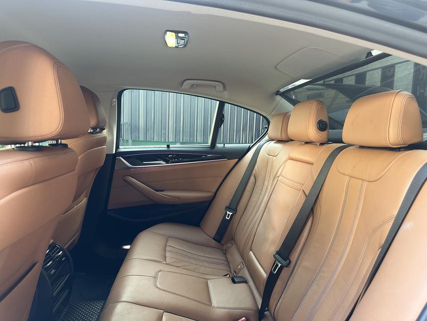 ฺBMW 530e 2.0 Elite จดทะเบียนปี 2020 รถมือเดียว ไมล์ 4x,xxx km รูปที่ 18
