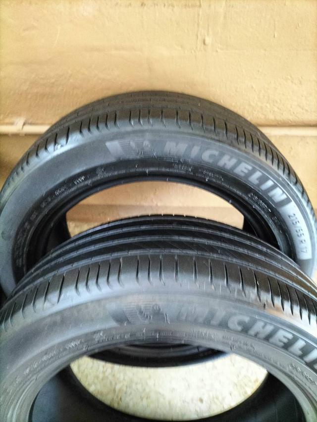 ยางรถยนต์มือสอง MICHELIN ปี 2019 (215/55 R 17) 7