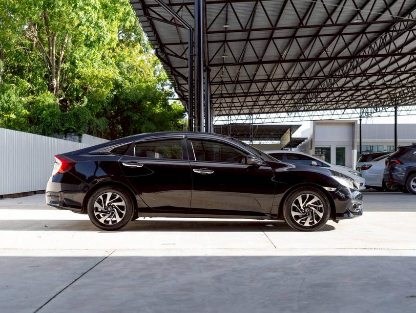 HONDA CIVIC 1.8EL ปี 2017 ประกันเครื่องเกียร์3ปี3หมื่นkm