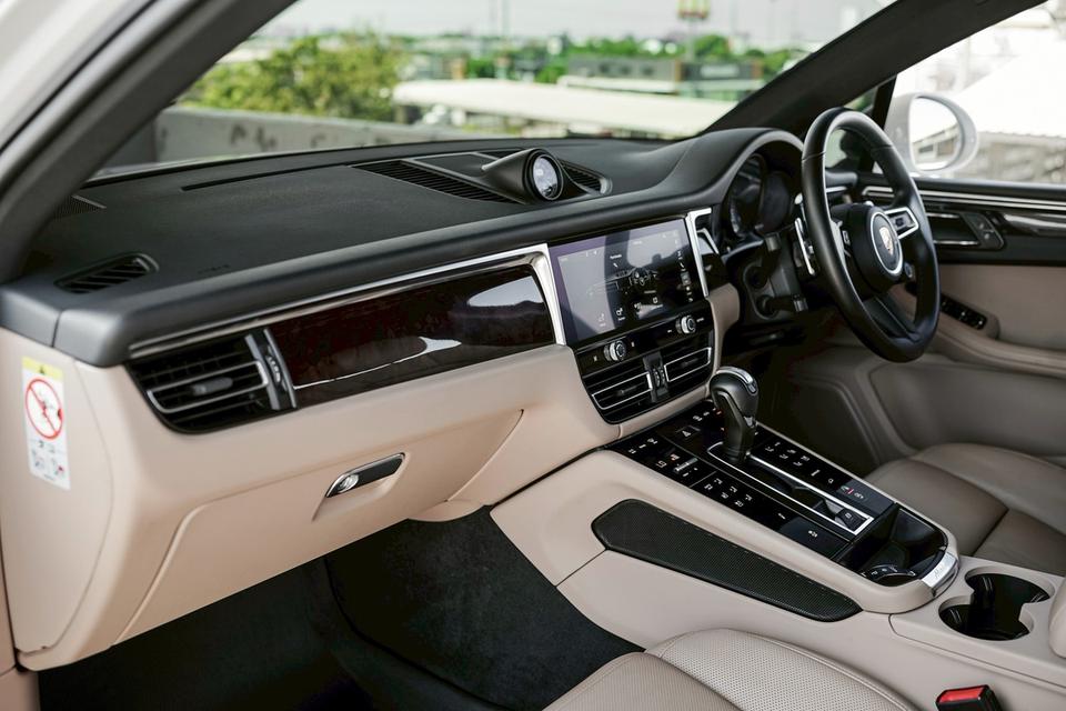 Porsche Macan 2.0 ปี 2023 สีขาว จากศูนย์ AAS ประวัติชัดเจน รถบ้านมือเดียวป้ายแดง รูปที่ 15