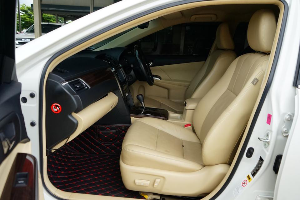 2015 CAMRY HYBRID 2.5HV PREMIUM 9