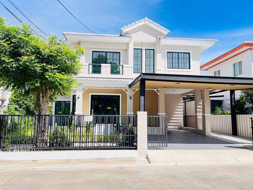 หมู่บ้านชัยพฤกษ์1 ถนน345 ปทุมธานีบ้านเดี่ยว 2 ชั้น หลังมุมถนนเมน ตกแต่งใหม่สไตล์ Modern Luxury พร้อมสวนอังกฤษ บ้านโทนอบอุ่น หรูสะอาดตา กระจกบานใหญ่ 2