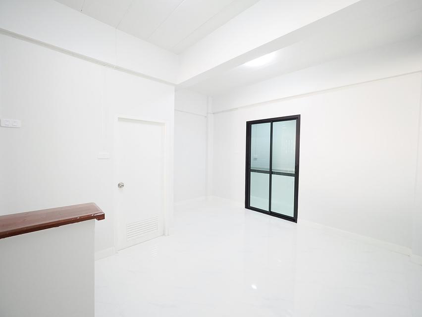 ขายทาวน์เฮ้าส์ 3 ชั้น ม.บัวทองธานี ขนาด 16 ตรว. 3นอน 3น้ำ [บางใหญ่-กาญจนาภิเษก] ขาย 1.65ล้าน 7