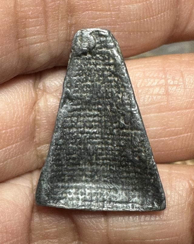 พระสุพรรณยอดโถ ชินตะกั่ว