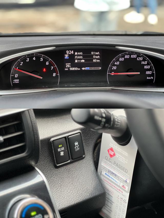 ปี 2020 TOYOTA SIENTA, 1.5 V โฉม ปี16-ปัจจุบันสีดำ เกียร์ออโต้ เครื่องเบนซิน มือเดียวป้ายแดง 16