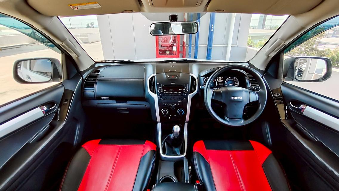 Isuzu D Max space cab ปี 2017 รูปที่ 10
