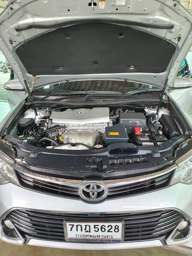 Toyota Camry 2.0G ปี 2018 สีบรอนซ์เงิน Auto มือ1 เช็คศูนย์ 5