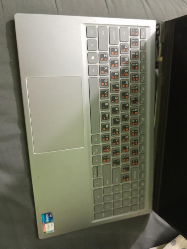 โน๊ตบุ๊ครุ่น Dell i17 รูปที่ 4
