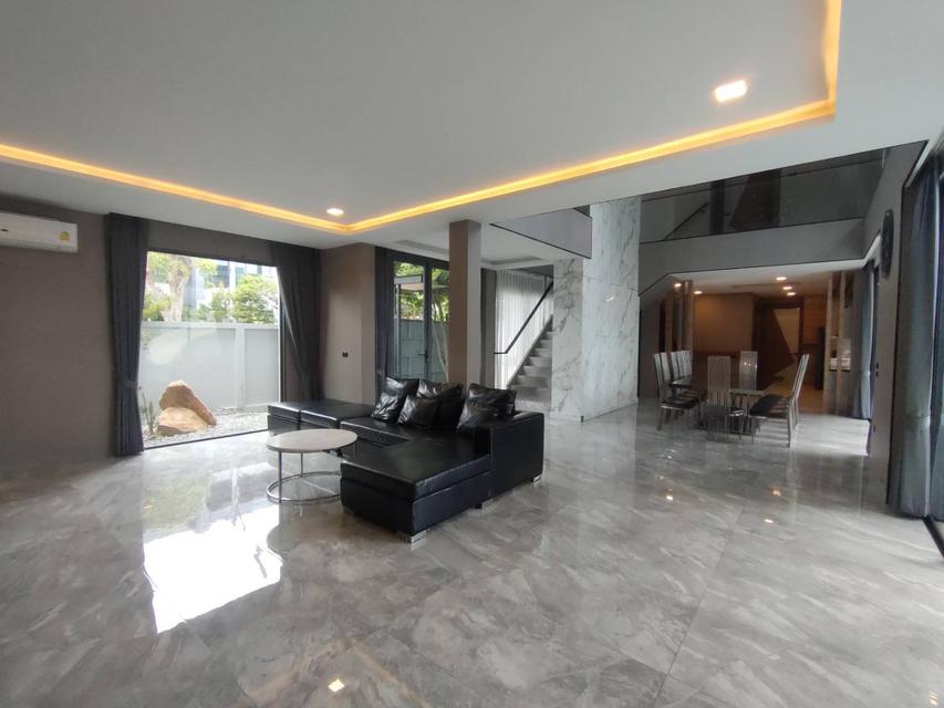 รูปหลัก Super Modern Pool Villa for Sale and Rent in Pattaya