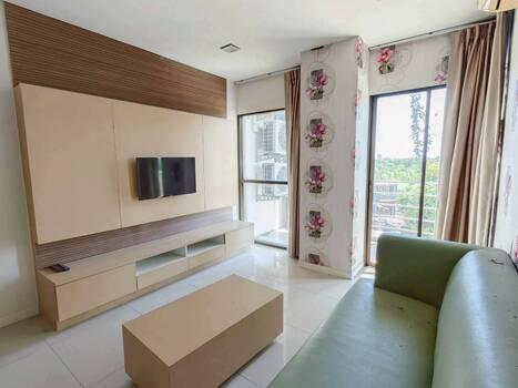 Landmark Residence Condo  13