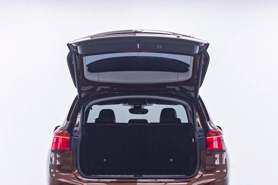 รหัสรถ 1D902 BMW X1.  SDRIVE18I 1.5 XLINE 17