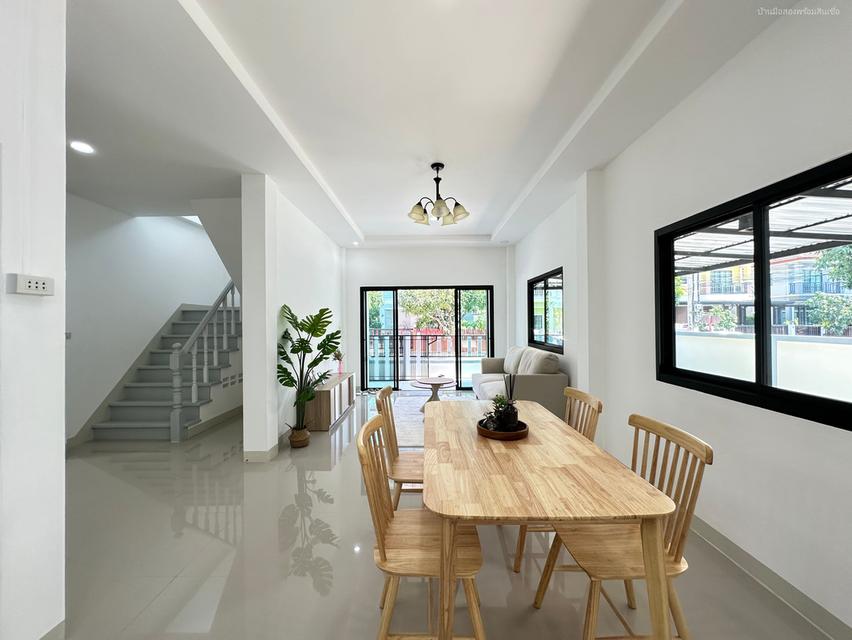 หมู่บ้านเต็มสิริ 1 มิตรไมตรี 12 รีโนเวทใหม่ทั้งหลัง พร้อมเข้าอยู่ทันที 8