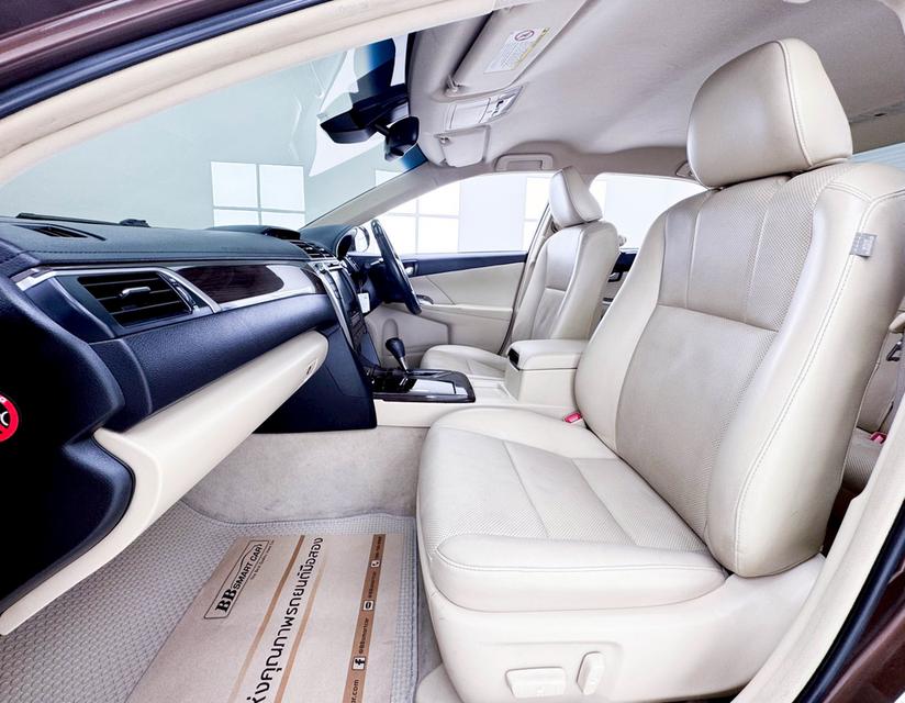 TOYOTA CAMRY HYBRID 2.5 [Navigator] ปี2016 สีน้ำตาล รูปที่ 10