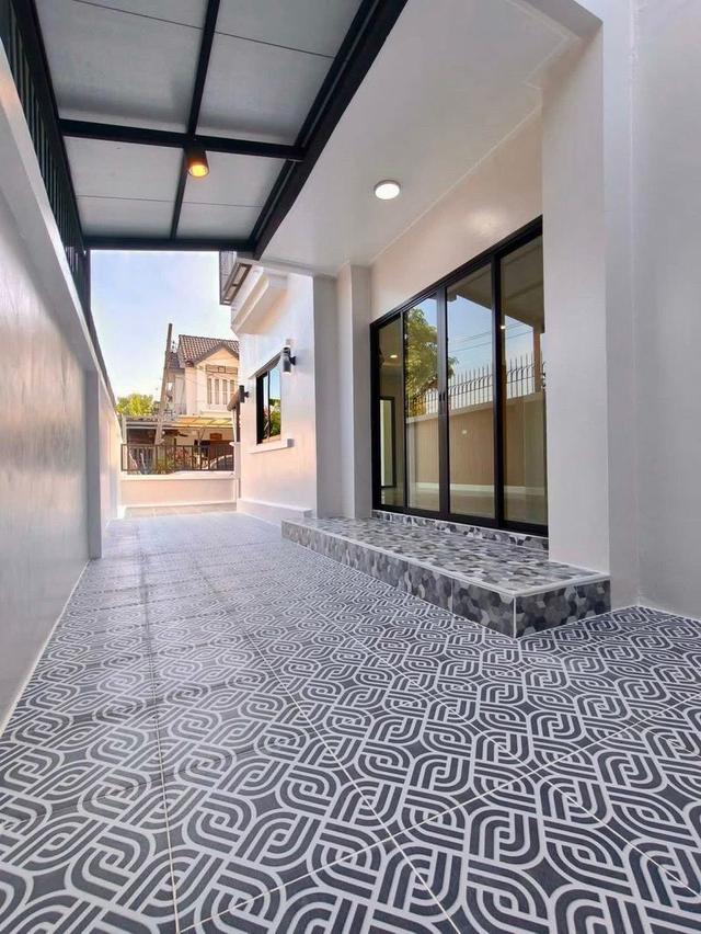 ✨หมู่บ้านอักษรา บางบัวทอง✨ทาวน์เฮาส์ 2 ชั้น หลังมุม ใกล้รถไฟฟ้า MRT แยกบางพลู ตกแต่งใหม่พร้อมอยู่ 4