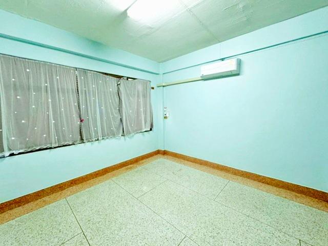 บางบอน1 ถ.กัลปพฤกษ์ เอกชัย MRTบางแค 3กม. ให้เช่าอาคารพาณิชย์ 3.5 ชั้น พร้อม3แอร์ ตลาดกัลปพฤกษ์ 1.8กม. 3 นอน 3 น้ำ 4