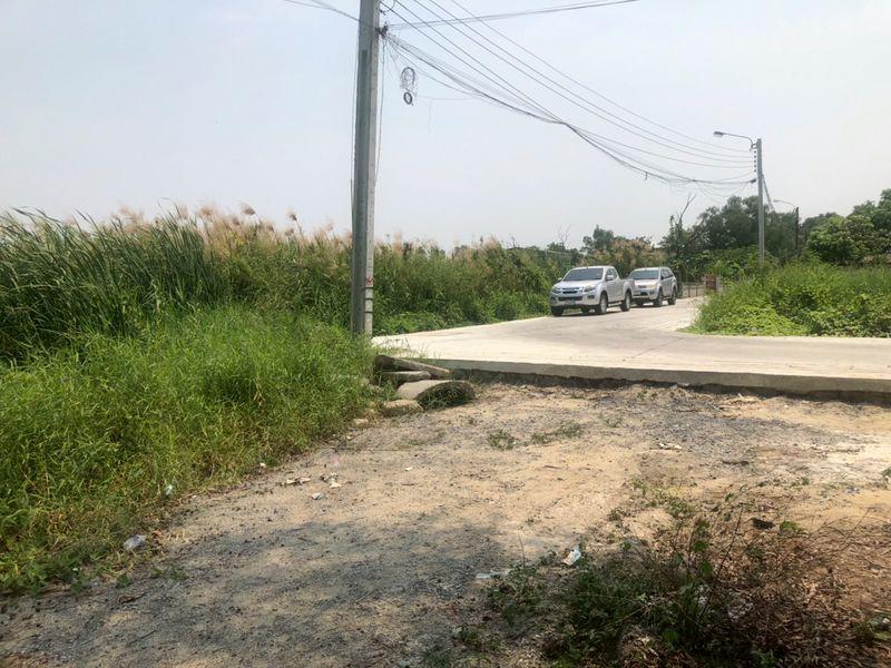 ขายถูกที่สุดในย่านนี้ ที่ดินถนนรามอินทราซอย5 เนื้อที่ 218 ตรว. ขายวาละ 25,000 บาท บางเขน กรุงเทพฯ 15