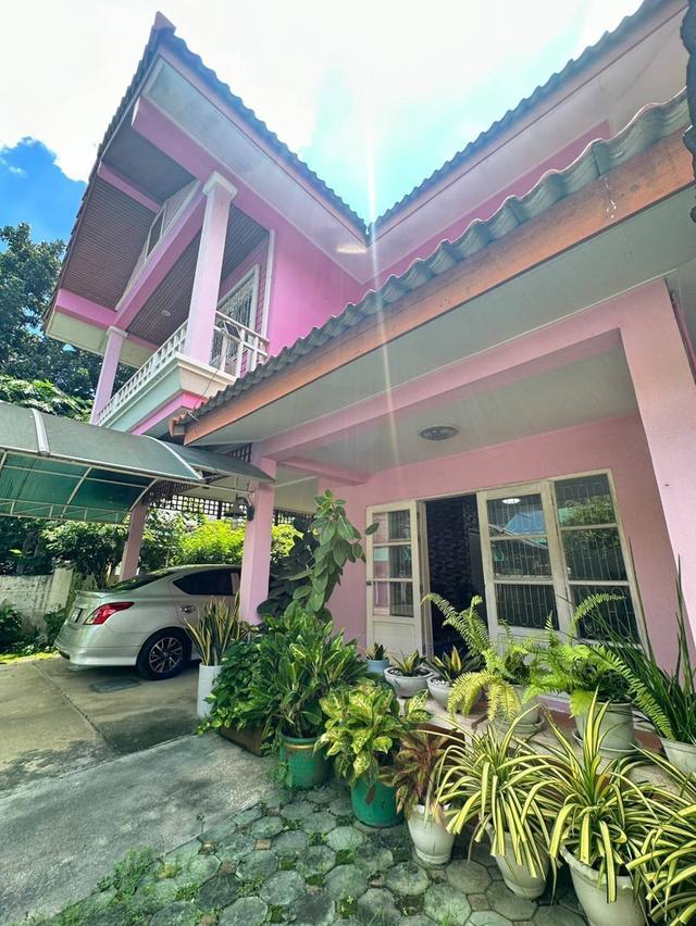 บ้านเดี่ยว 2 ชั้น หมู่บ้านดลสิริ 3 ห้องนอน 2 ห้องน้ำ 1 ห้องแม่บ้าน ตำบลบึงทองหลาง อำเภอลำลูกกา จังหวัดปทุมธานี 2
