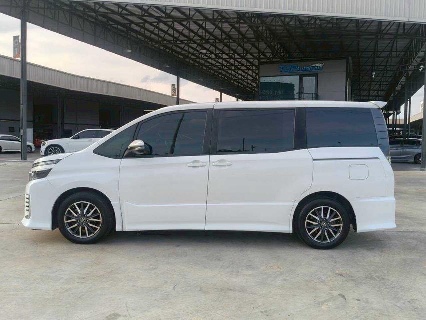 รหัสรถ KPM53 ✴️TOYOTA VOXY 2.0 ZS (A/T) 2016 Mini MPV✴️ รูปย่อยที่ 2